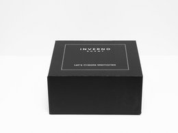 Geschenkbox „At The Fireplace“.