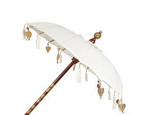 WEISSER BALINESISCHER REGENSCHIRM MIT QUASTEN HM472345