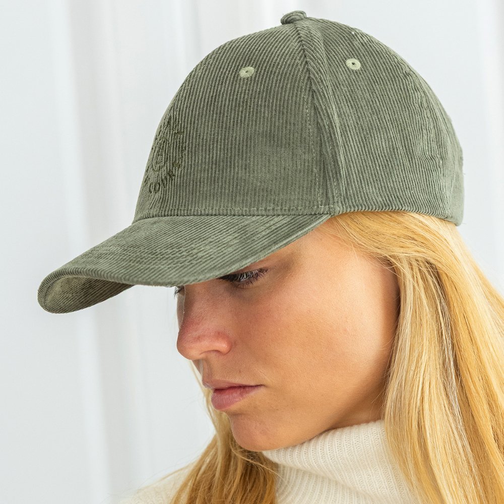 CAP in organic velvet