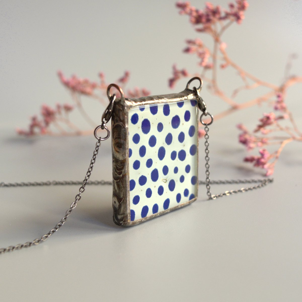 Polka Dot ketting, Leuke statement sieraden, Handgeschilderd glas