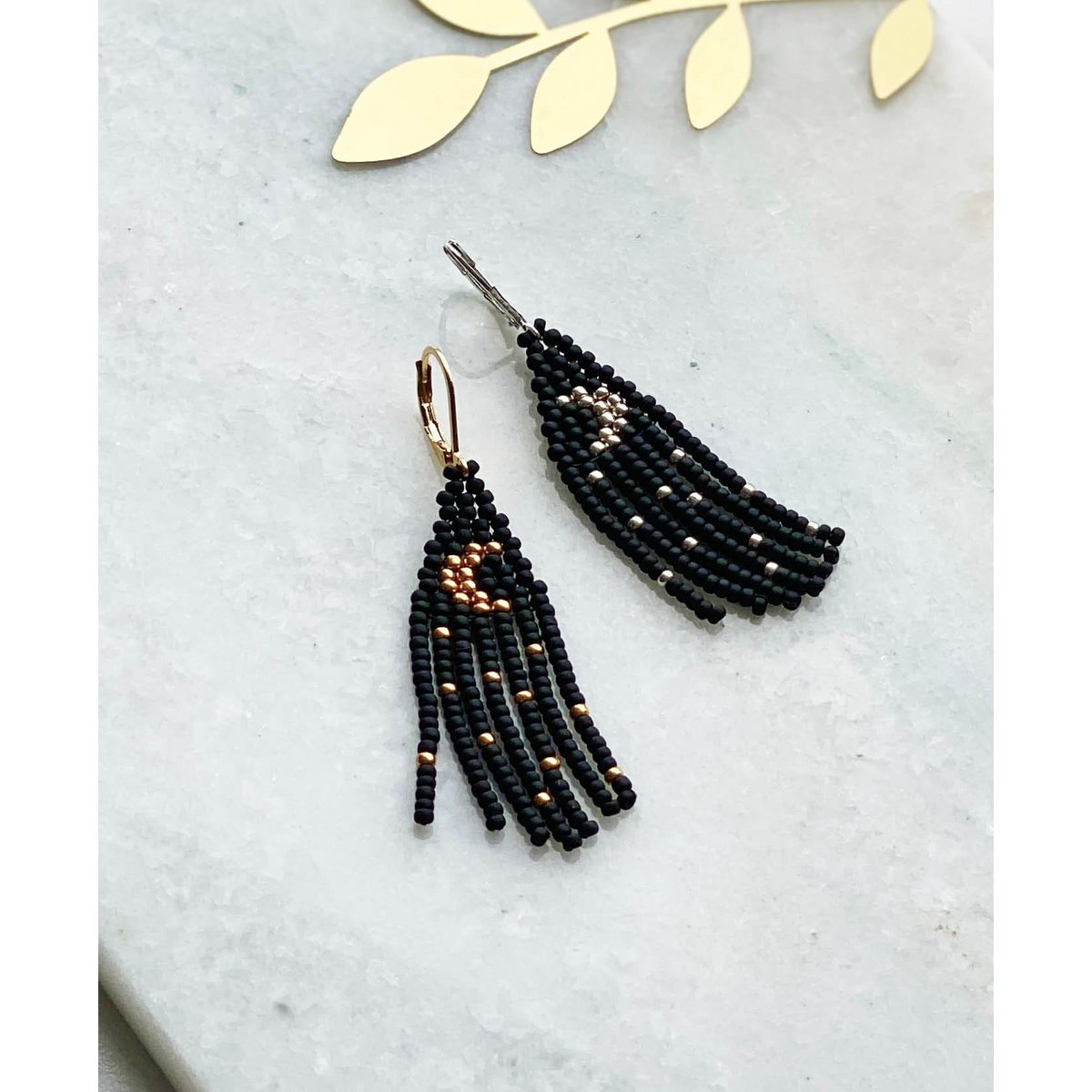 Pendientes • Tiny Moon, negro, dorado
