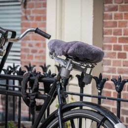 Coprisella per bicicletta in pelle di pecora | 4 colori