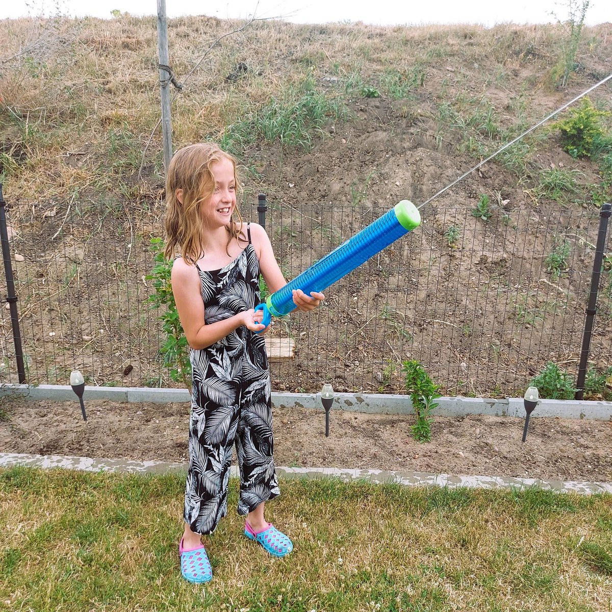 Water Shooter vandpistol 55 cm, sprays op til 12 m, blå