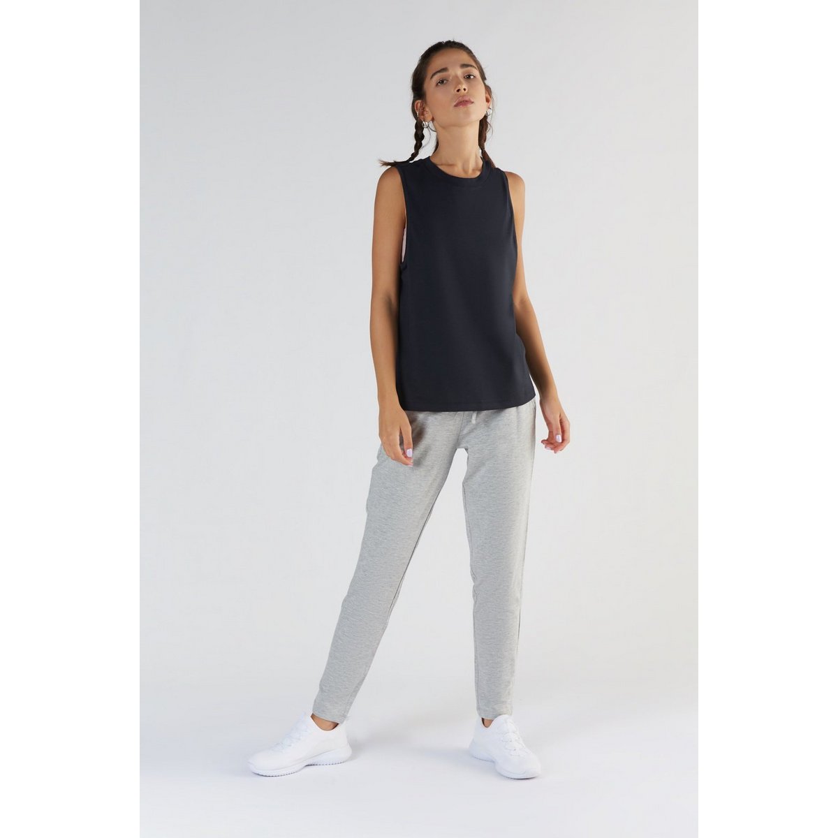T1211-01 | TENCEL™ Active Damen Top hooggesloten - Zwart