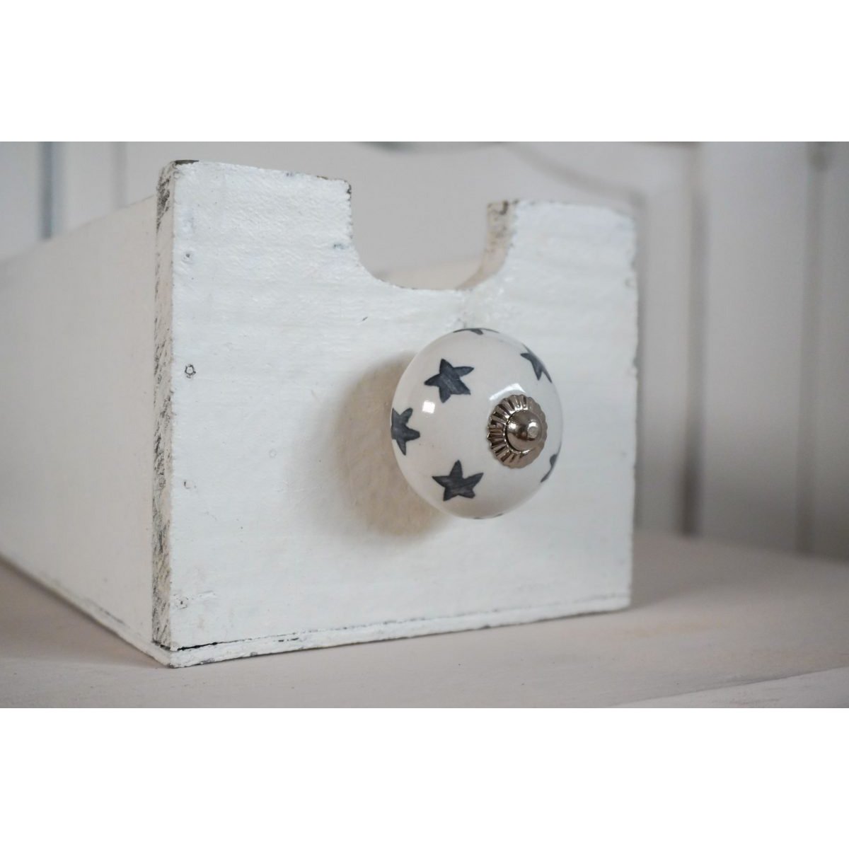 Pomo para mueble blanco con estrellas grises 4 cm Isabelle Rose
