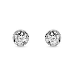  A pair of white gold diamond earrings with 0.15 carats of HSI2 quality diamonds. The earrings feature a classic round shape and a statement design.