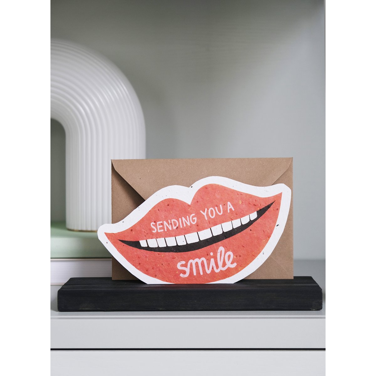 Send & Grow postcard - Sending a smile