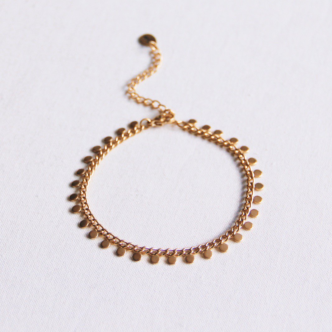 SA832: Steel chain bracelet with coins - gold
