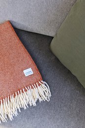 Coperta in lana / coperta coccolosa a spina di pesce in terracotta
