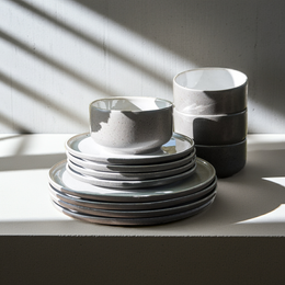 EDDA Stoneware