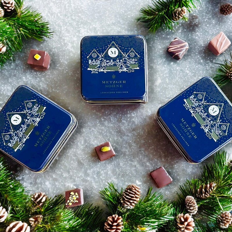 Maggiore Christmas Gingerbread Chocolates Tin - Navy