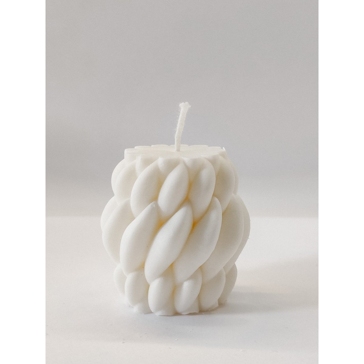 Wooly candle - Wooly twisted candle