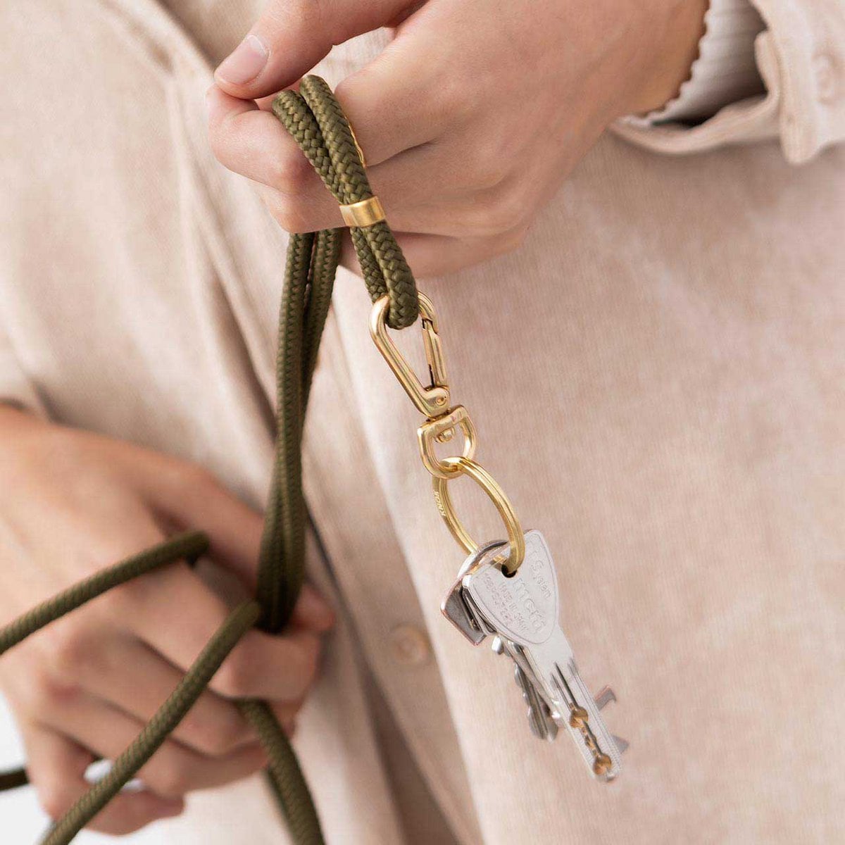 LANYARD SCHLÜSSELANHÄNGER (OLIV)