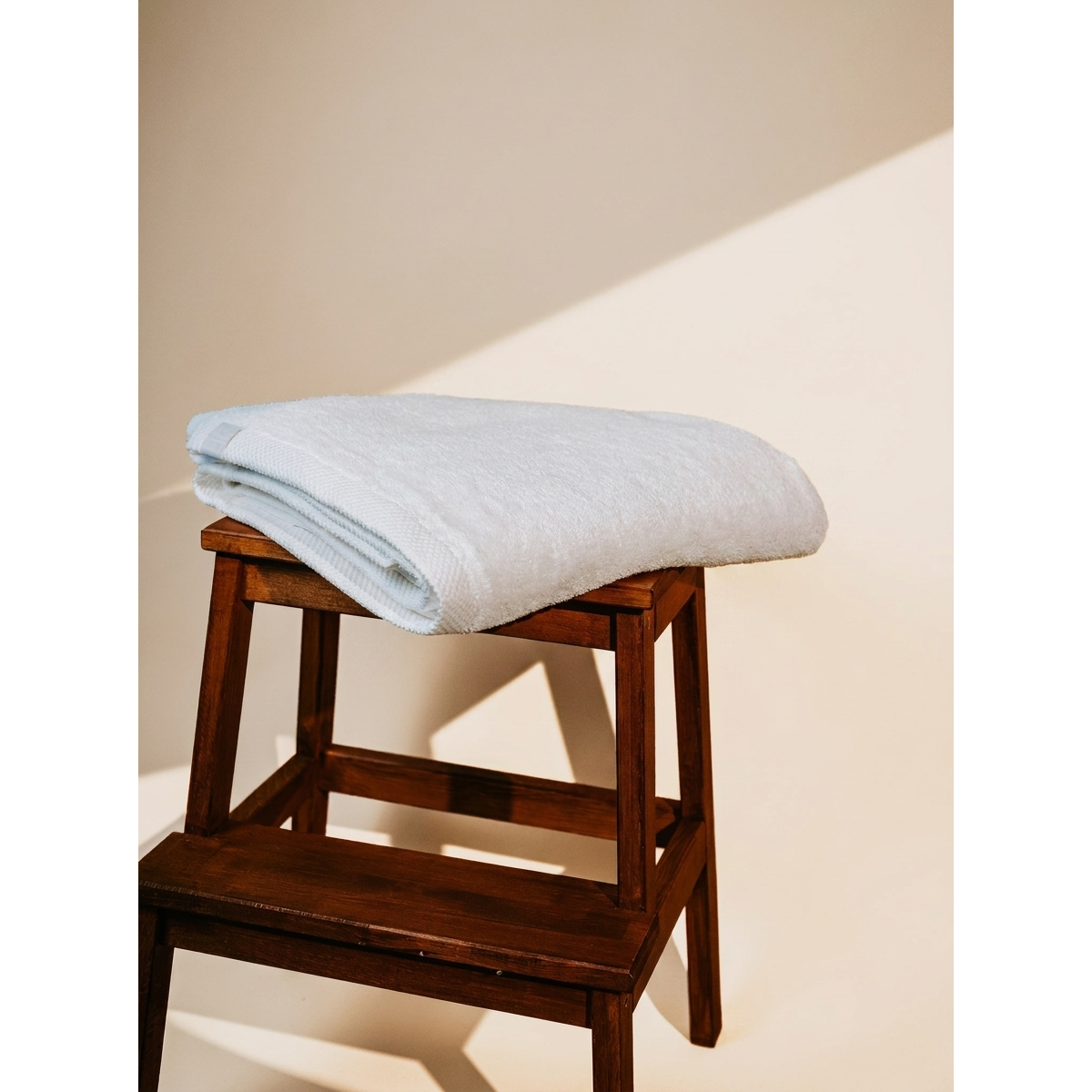 Pamukia GOTS Organic Cotton Terry Maxi Bath Towel 100 × 150 cm | Essence Collection