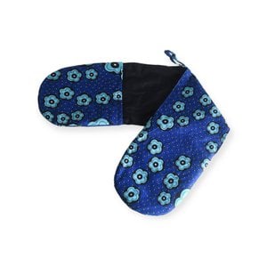 Double Oven Mitt Blue Daisies