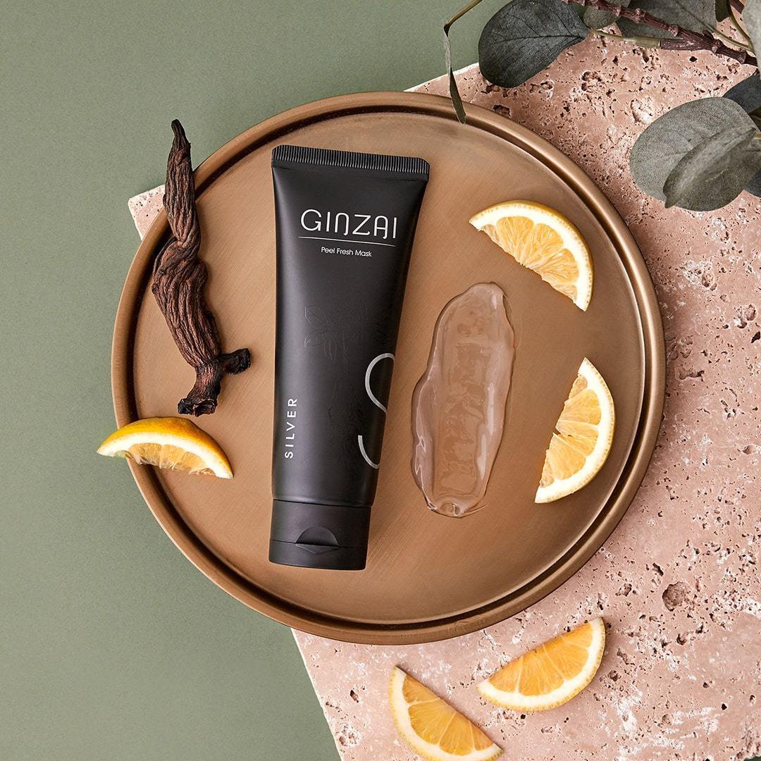 Exfoliating face mask with ginseng