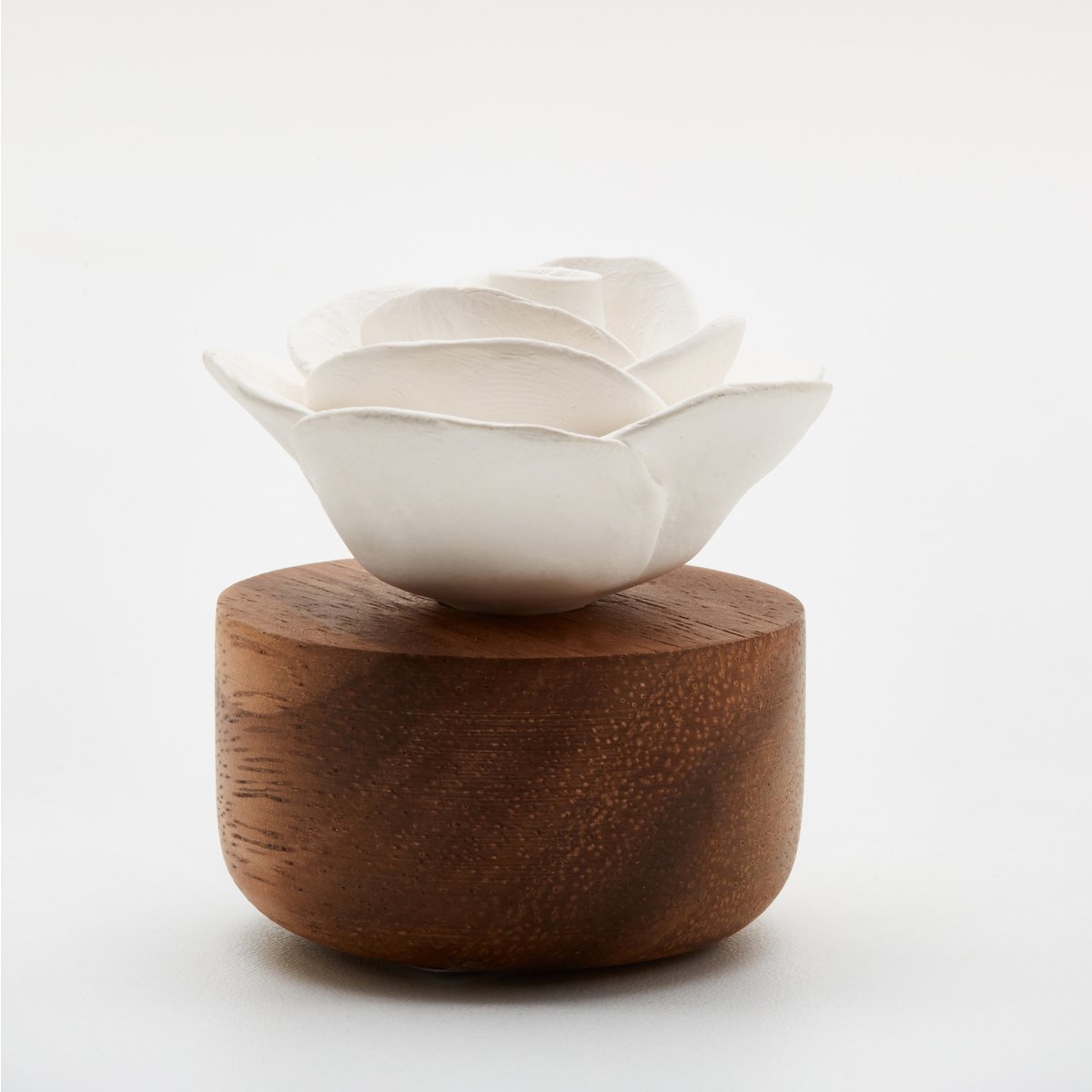 Laos Gardenia Diffuser - White