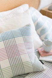 Ruth-Kissen Lila, weiche Jacquard-Strick-Baumwolle