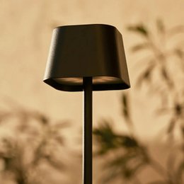 Ava zwarte oplaadbare tafellamp