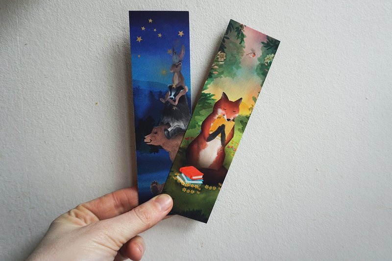 Bookmark in love with book