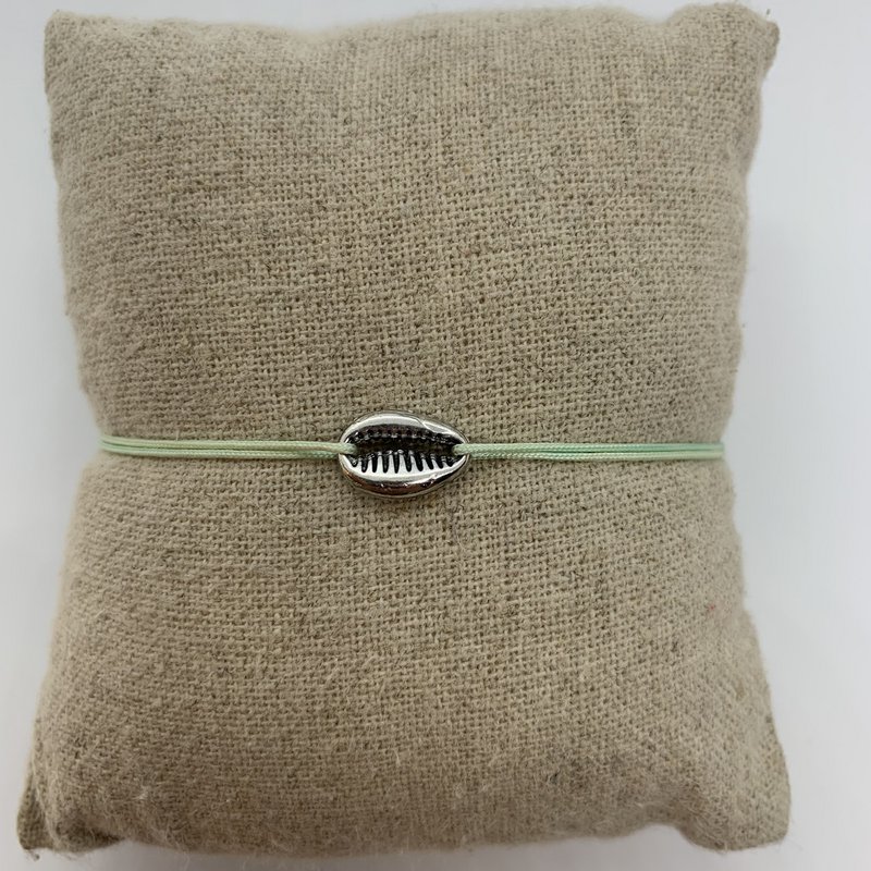 Small Silver Shell Bracelet