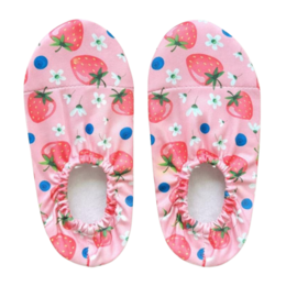  Pink kids slippers with strawberries, blueberries, and floral pattern design for children.