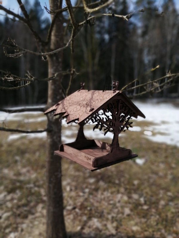 Vogelhäuschen, hängendes Vogelhäuschen aus Holz