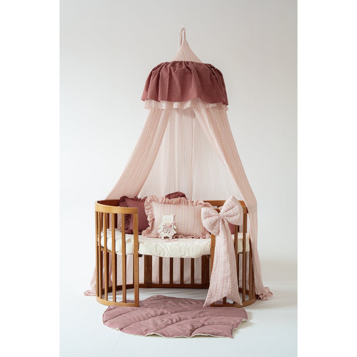 Nursery muslin canopy with ruffle "Vintage style"