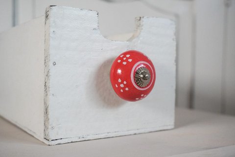 Roter Möbelknopf mit Blumen 4 cm Isabelle Rose