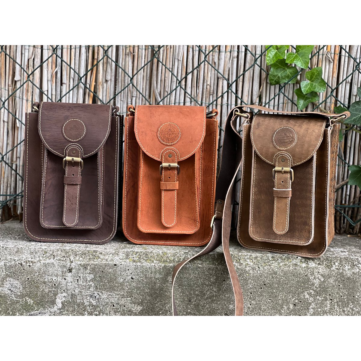 Bolso bandolera de cuero genuino hecho a mano