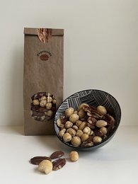 All mix gebrand en ongezout 250 gram (no pinda's)