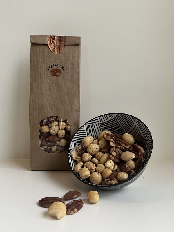 All mix gebrand en ongezout 250 gram (no pinda's)