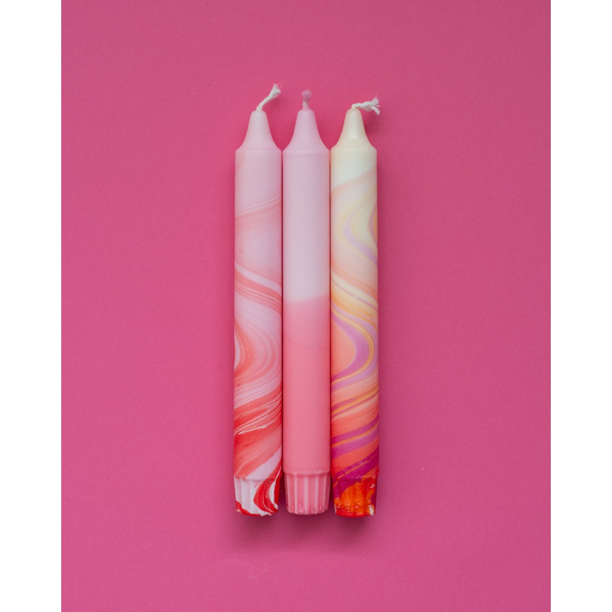 Taper candles - 3 pack/ Red Marble Mix