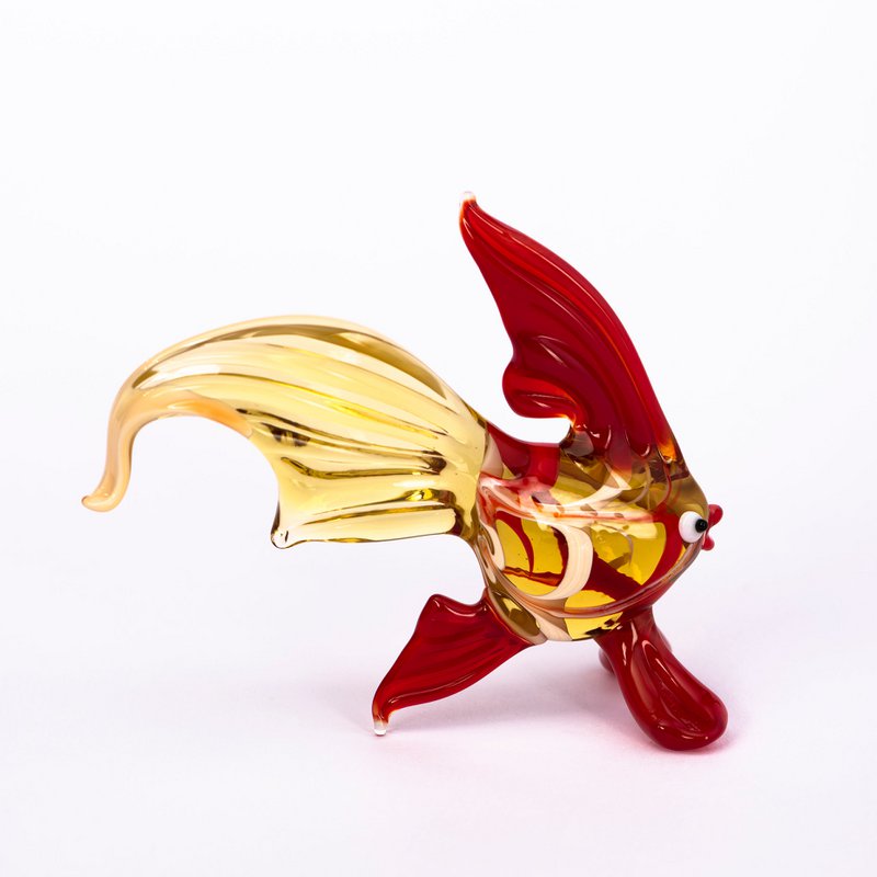 Roter Fisch Glastier