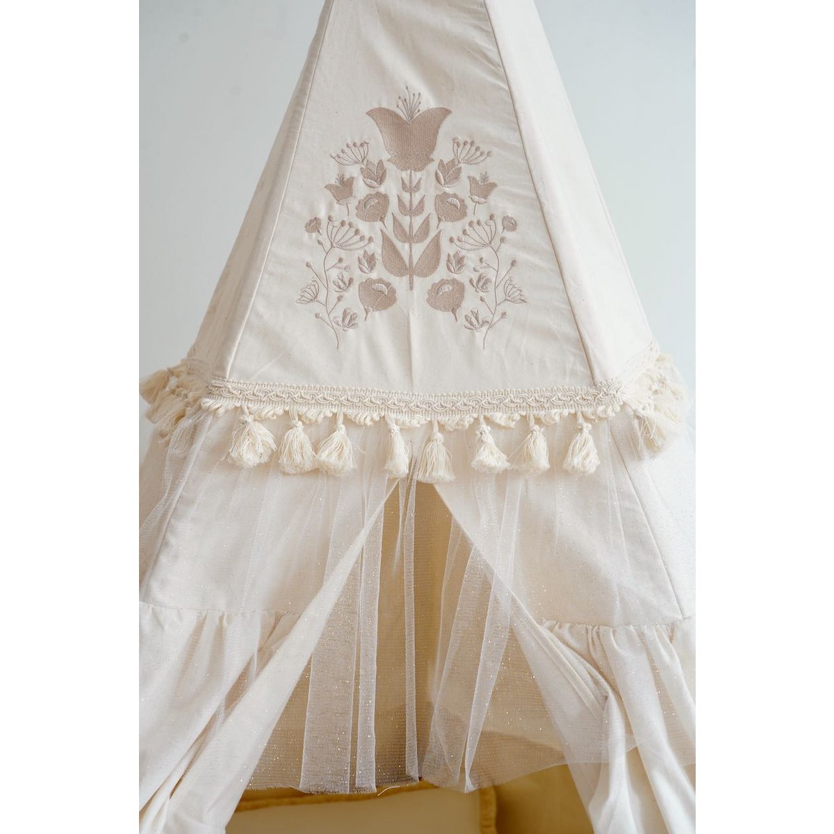 Teepee “Boho” con volant e set tappetino