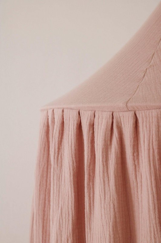 "Baby pink" baldakin