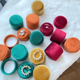 Round Velvet Wedding Ring Box & Proposal Ring Box