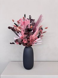 Touch of Pink: Tidløs elegance i nuancer af lyserød - tørret blomsterbuket