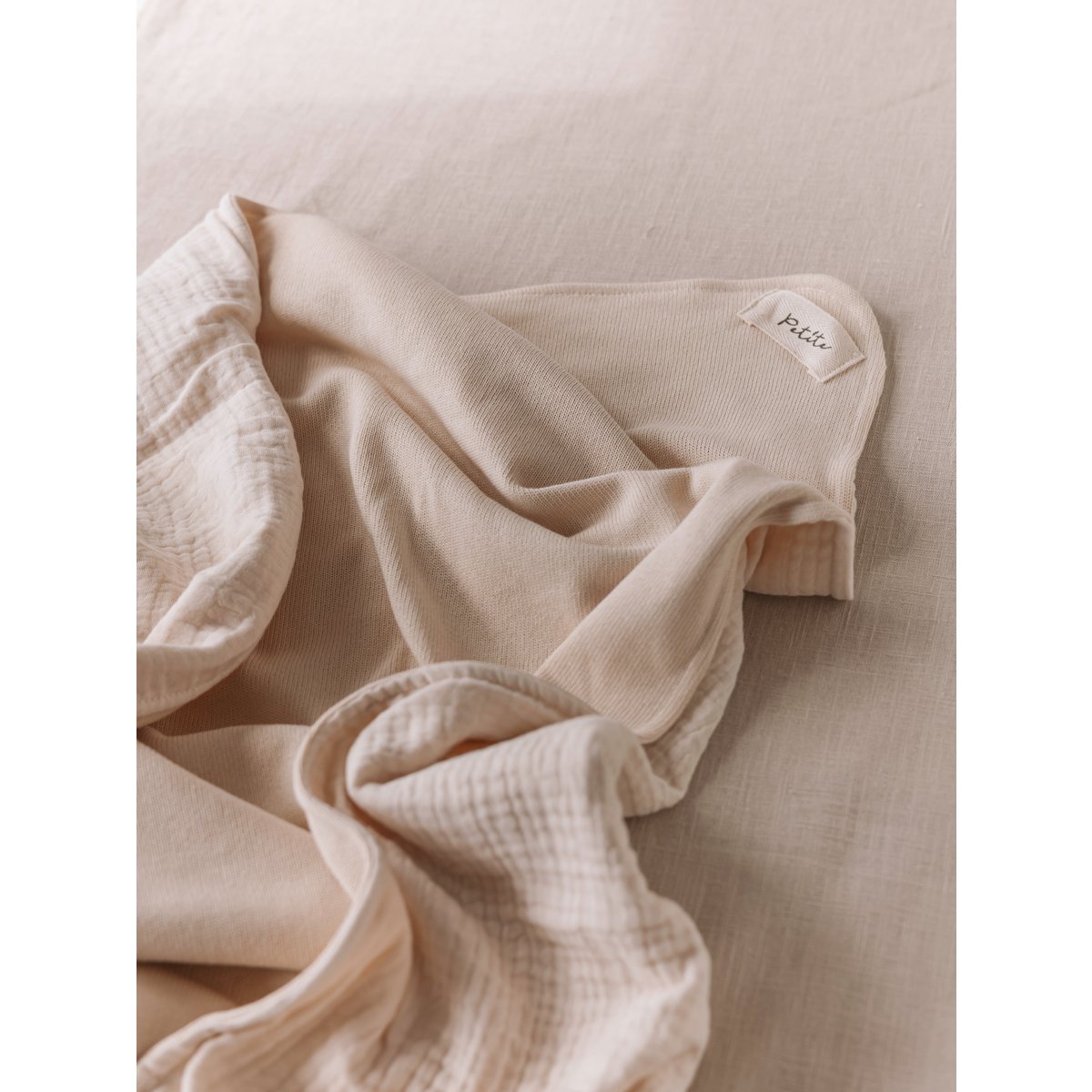 Tricot + Couverture Mousseline / crème au beurre