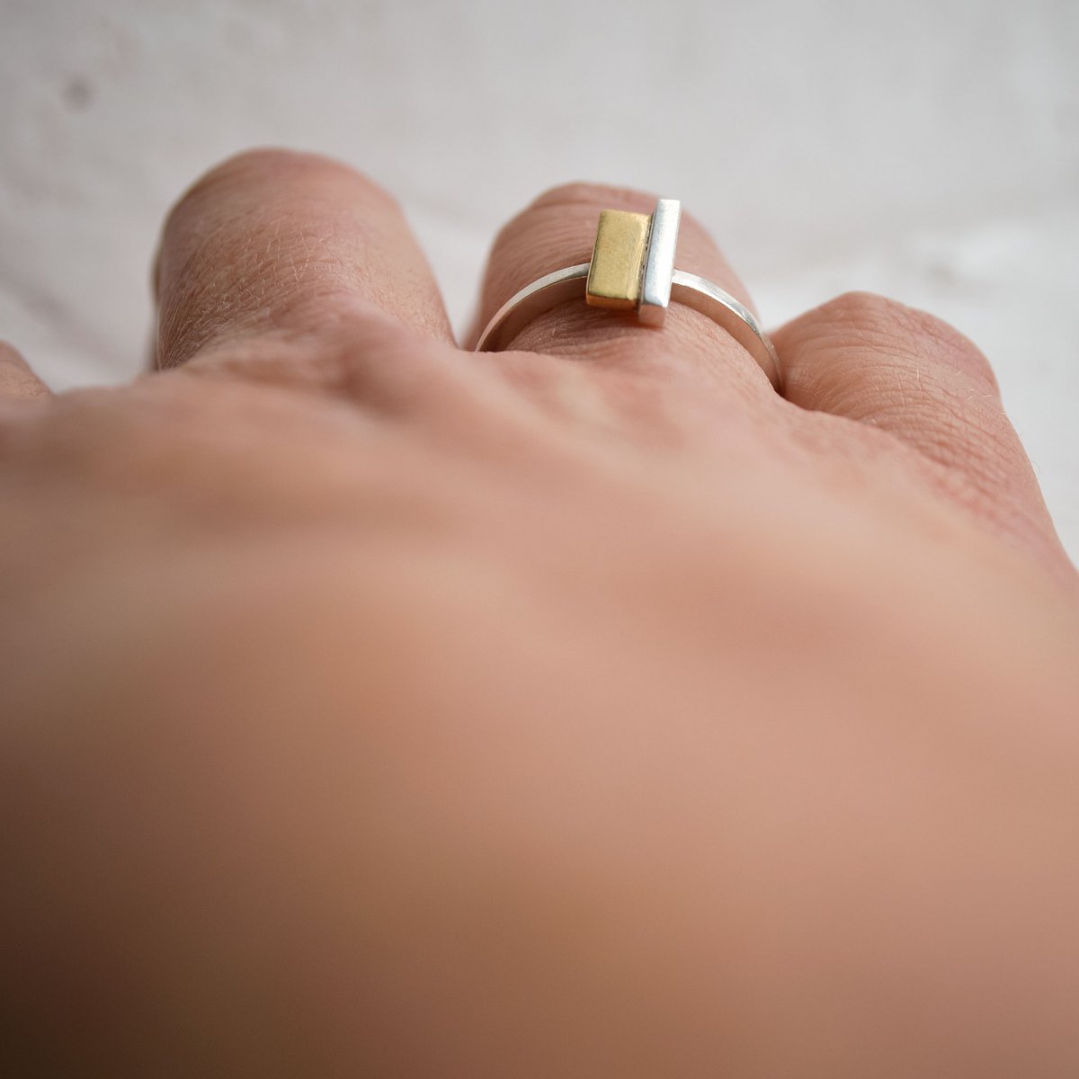 Two-Tone Parallel Ring