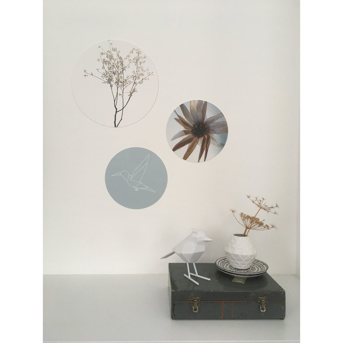 Wall circle hummingbird sea blue