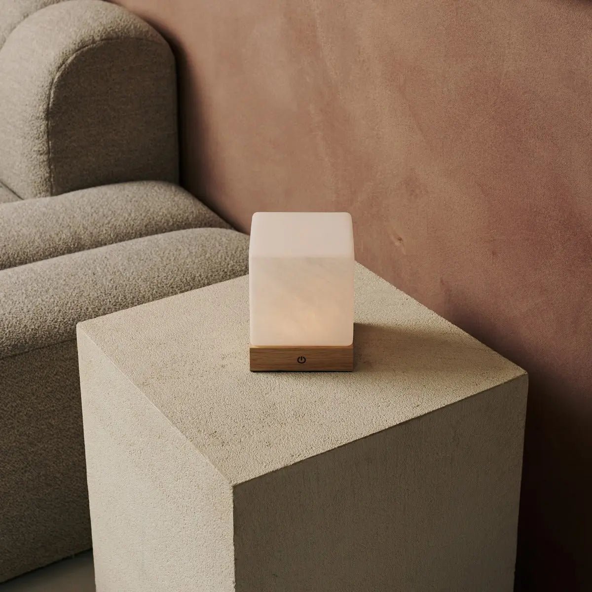 Lámpara de madera inalámbrica Yce marrón claro