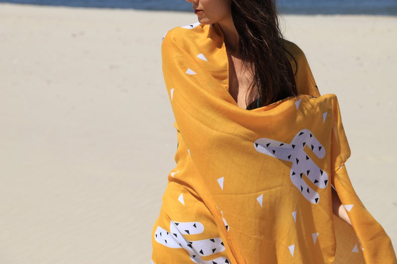 Viscose pareo with cactus pattern in yellow