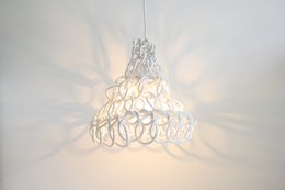Geknotete Lampe