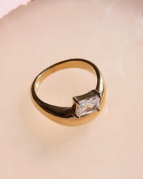 Ariana – Baguette-Kristall-Goldring