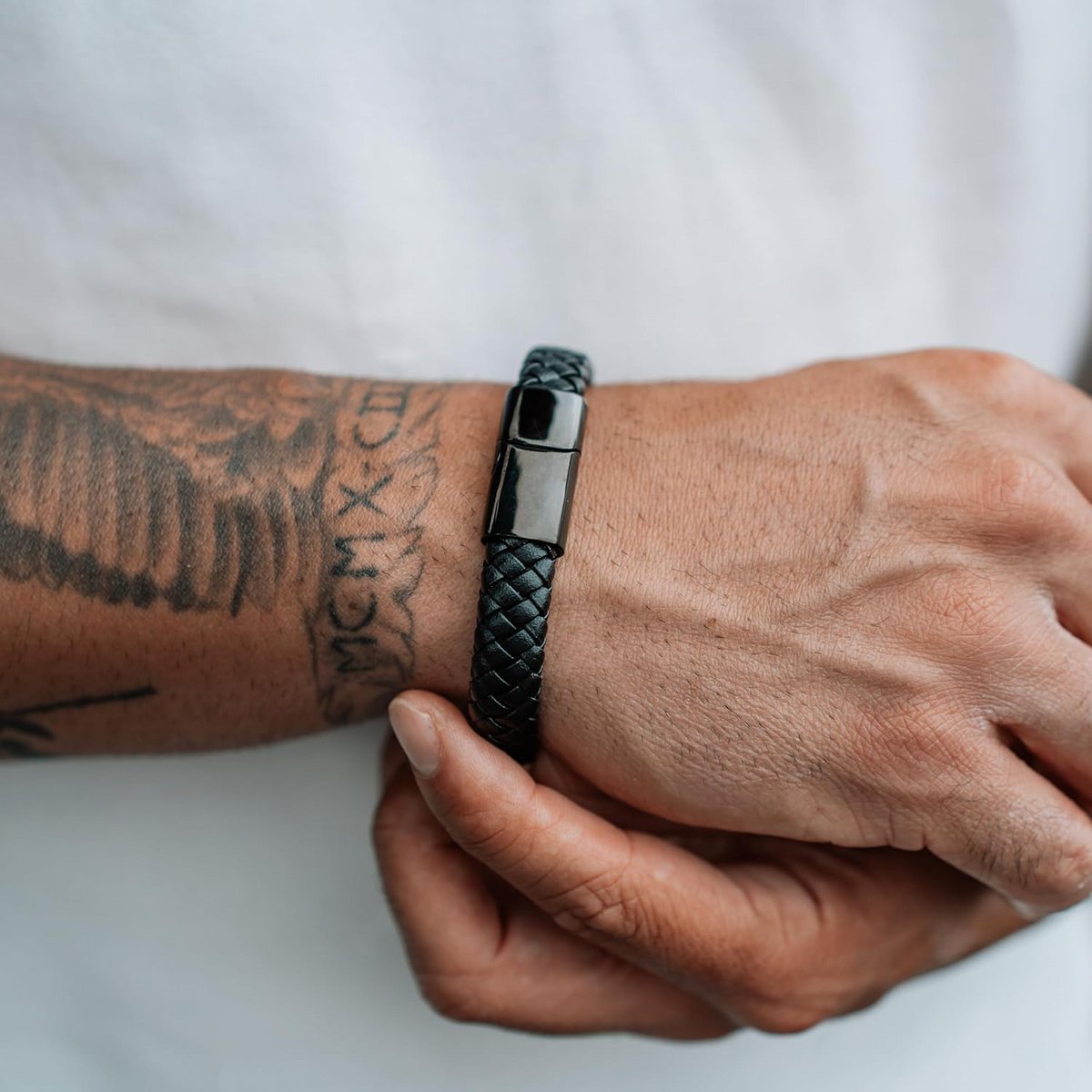 Læderarmbånd "stabil"