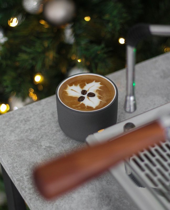 Cappuccinobecher Fundament | dunkelgrau / weiß