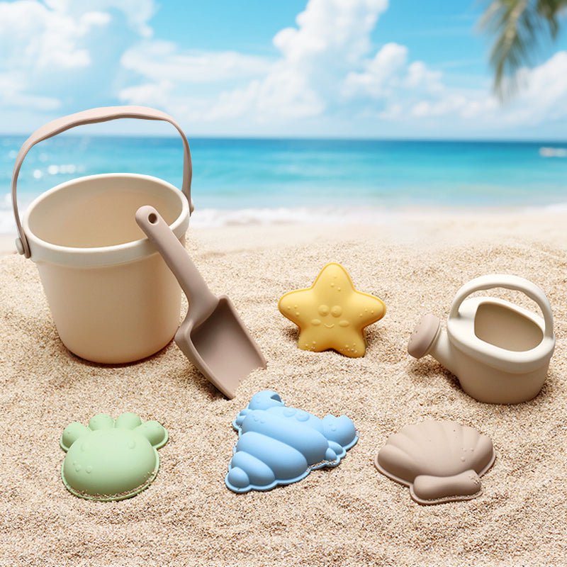 Seau en silicone avec arrosoir, cuillère et moules - Beige