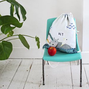 Kleine Bogen Hippo Kordelzug Tasche