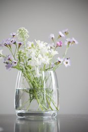 Send and Grow postcard - I'd rather wear flowers